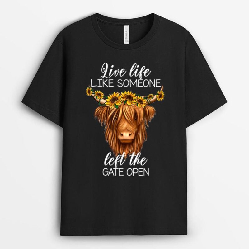 Country Heifer Highland Cow With Sunflowers Farm Farmer Girl T-Shirt
