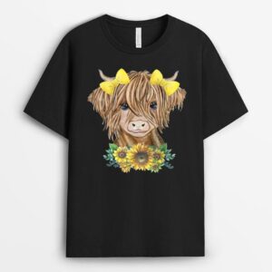 Cute Baby Highland Cow With Sunflowers Farm Farmer Wife Girl T-Shirt