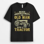 Mens Never Underestimate an Old Man Funny Tractor Farmer Dad T-Shirt